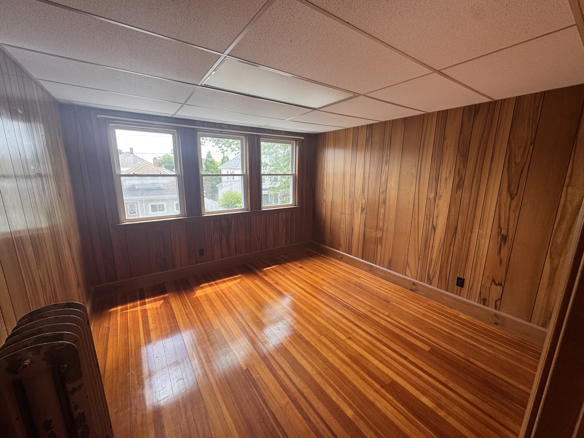 3 bed, 1.5 bath apartment for rent at 126 Bromfield St, Wollaston — photo 4 of 16