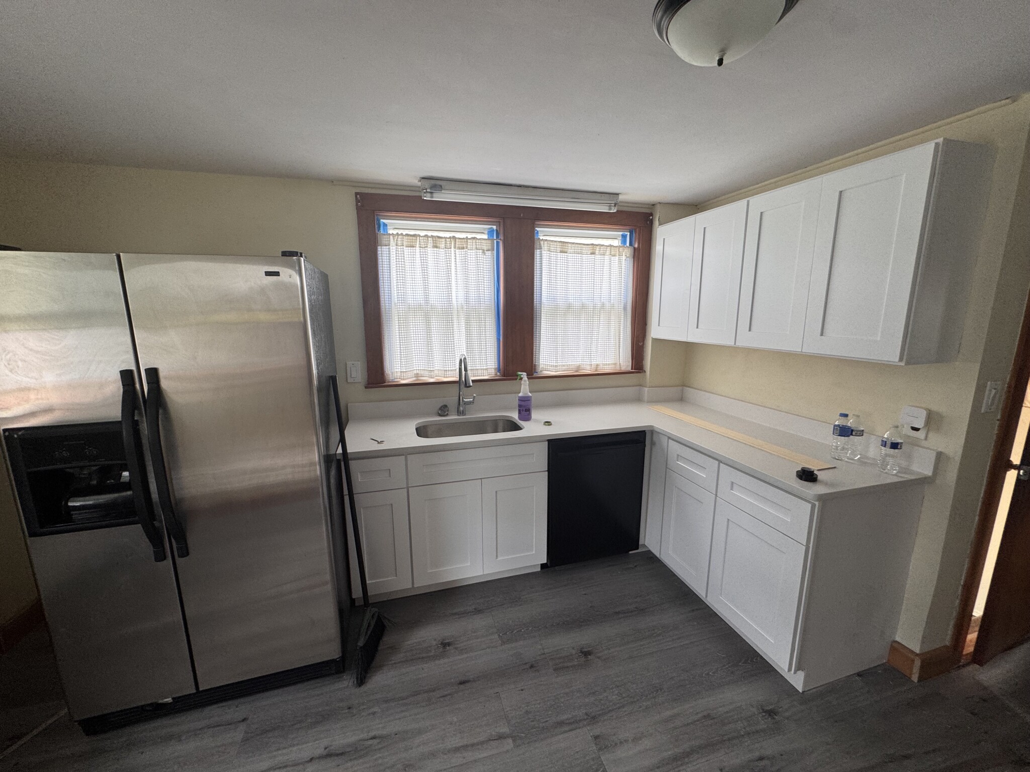 3 bed, 1.5 bath apartment for rent at 126 Bromfield St, Wollaston — photo 1 of 16