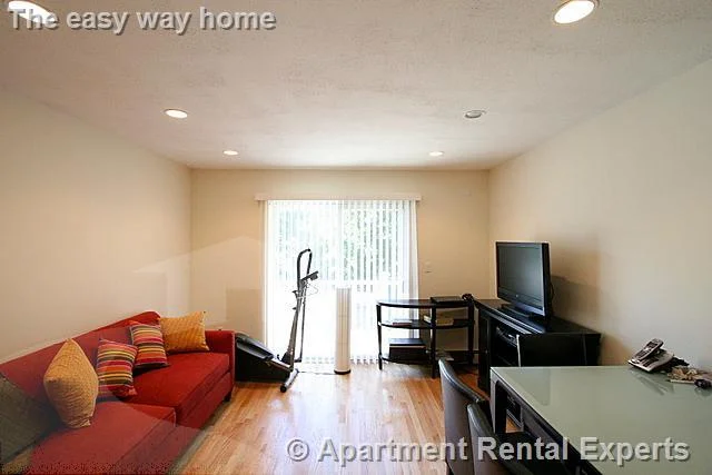 1 bed, 1 bath apartment for rent at 126 Clifton St Unit 2, North Cambridge