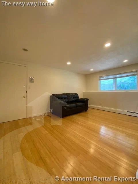 2 bed, 1 bath apartment for rent at 126 Clifton St Unit 5, North Cambridge — photo 9 of 9