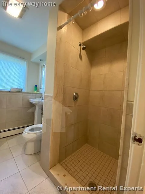 2 bed, 1 bath apartment for rent at 126 Clifton St Unit 5, North Cambridge — photo 8 of 9