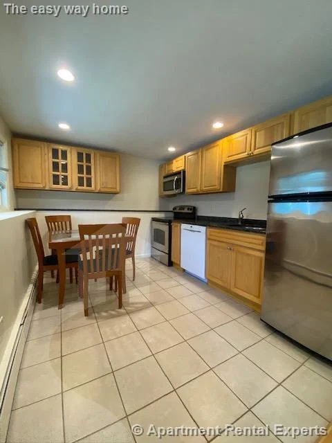 2 bed, 1 bath apartment for rent at 126 Clifton St Unit 5, North Cambridge