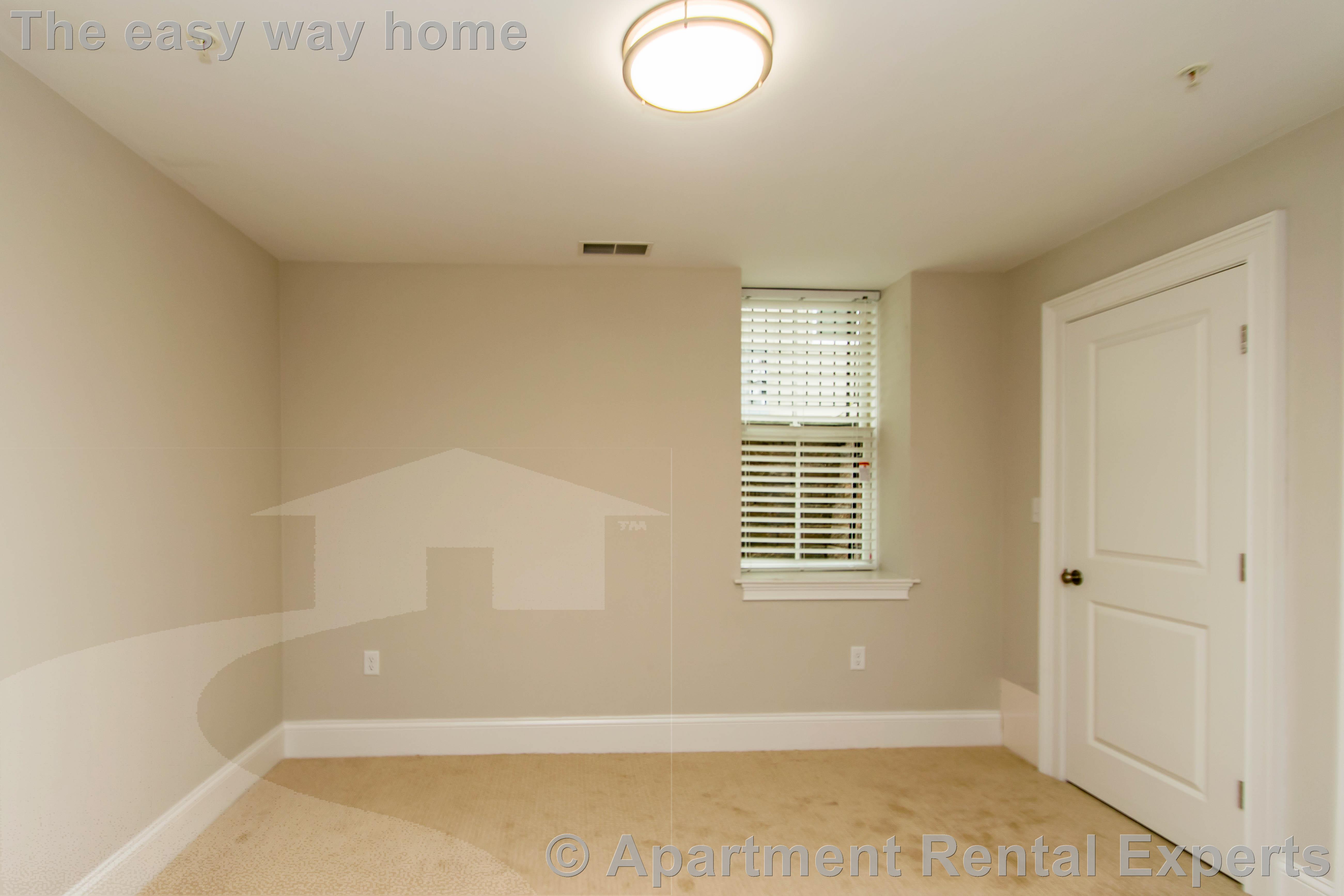 4 bed, 2 bath apartment for rent at 126 Columbia St Unit 1, Central Square — photo 9 of 15