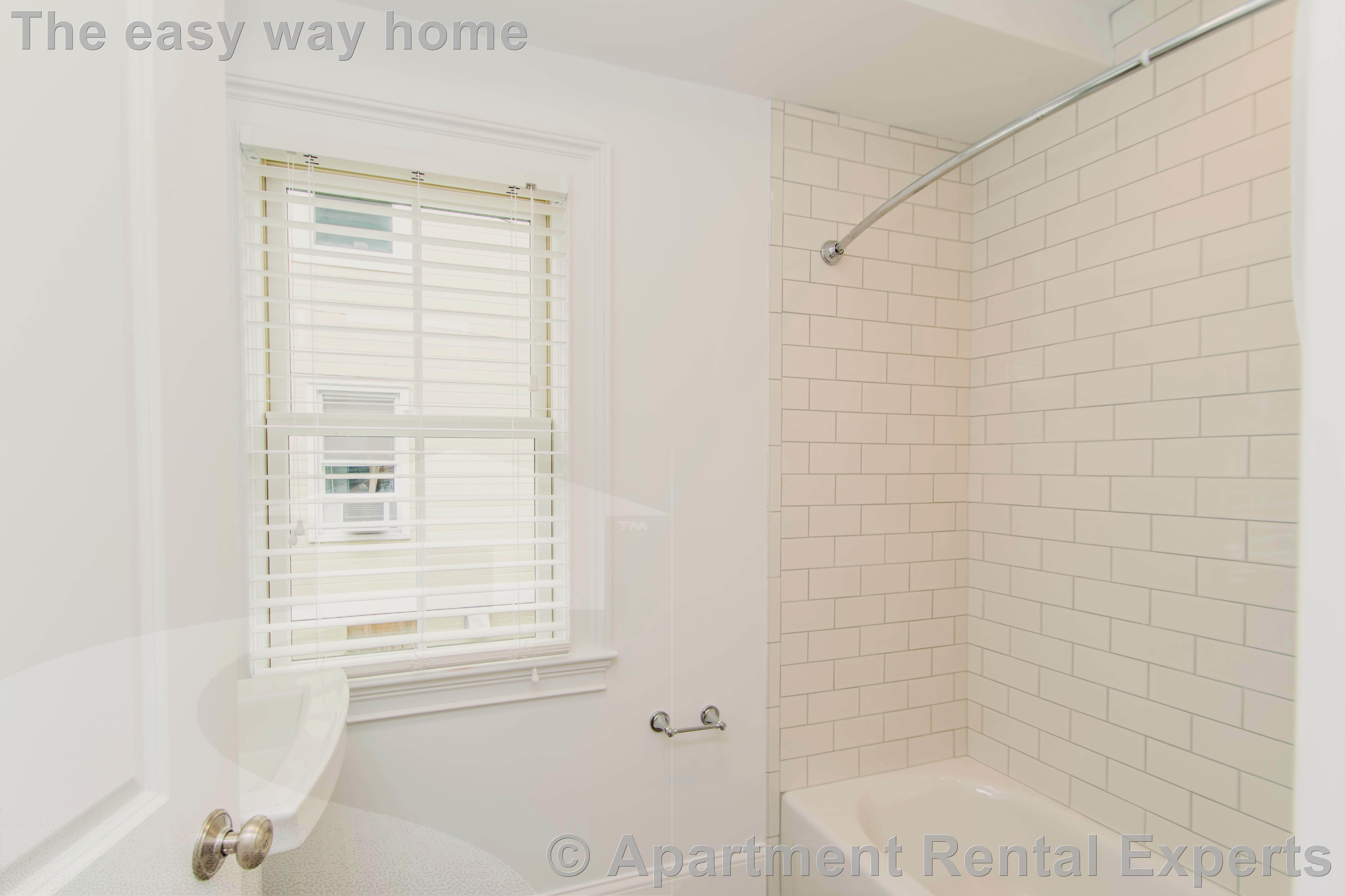 4 bed, 2 bath apartment for rent at 126 Columbia St Unit 1, Central Square — photo 7 of 15