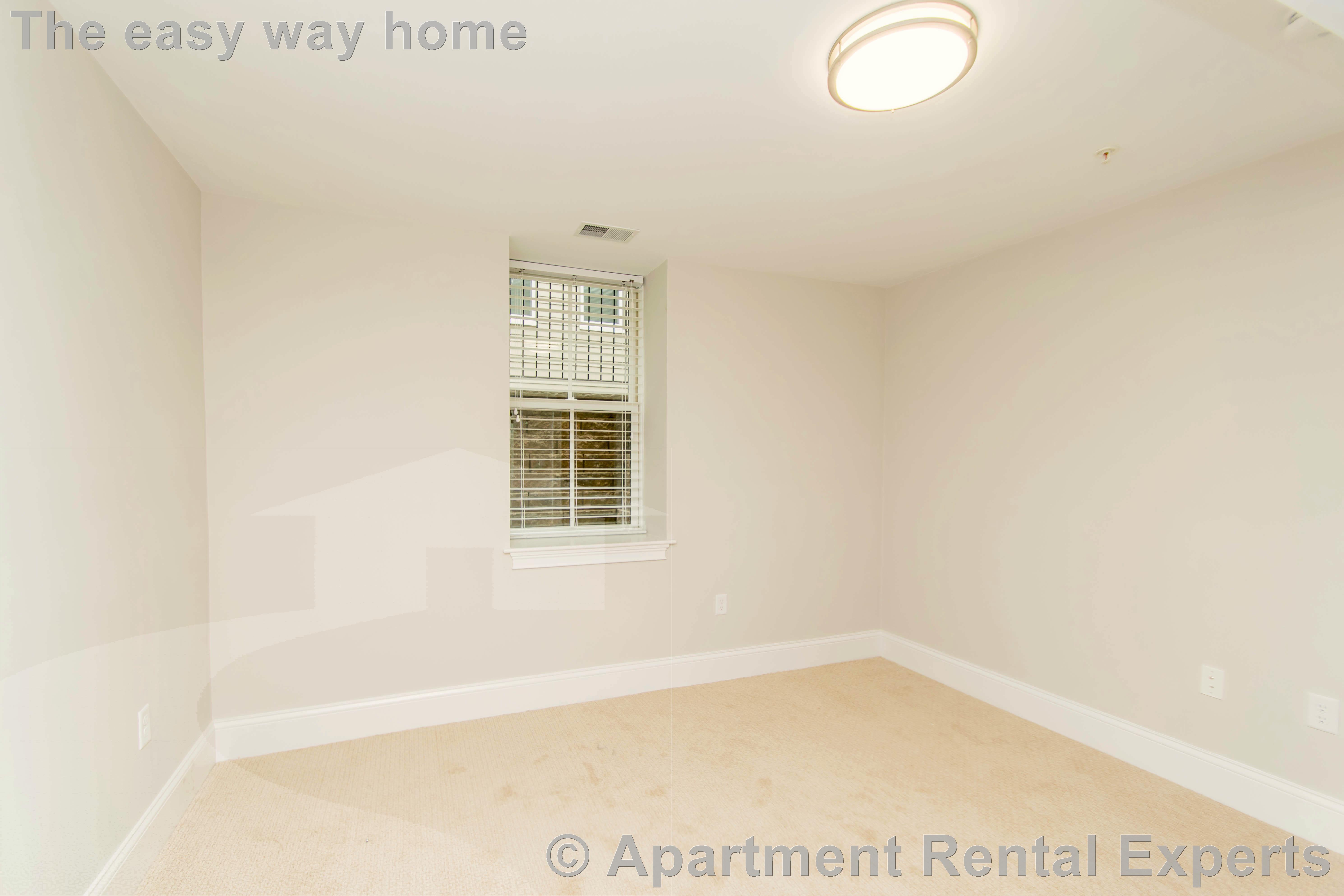 4 bed, 2 bath apartment for rent at 126 Columbia St Unit 1, Central Square — photo 12 of 15