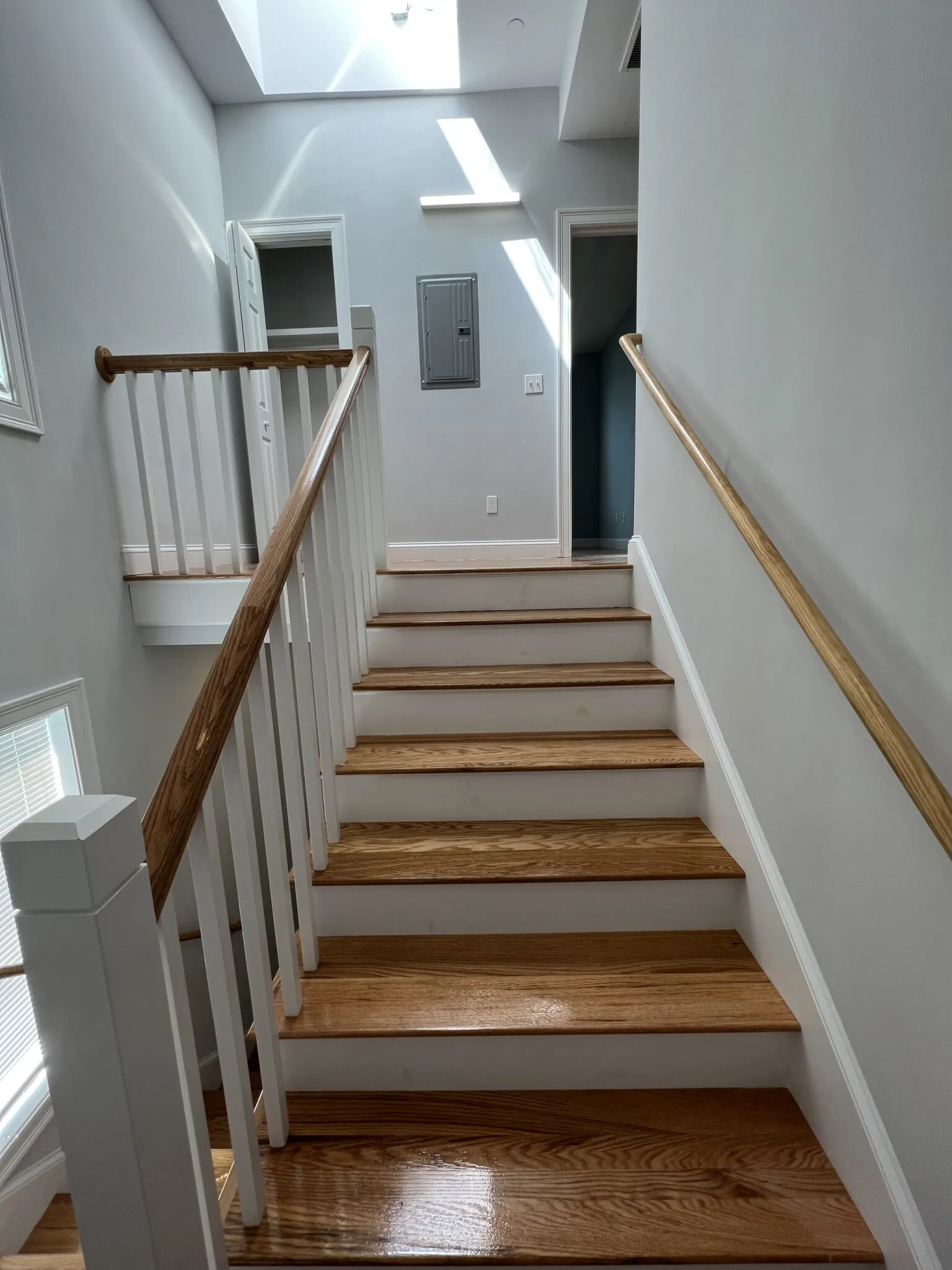 4 bed, 2 bath apartment for rent at 126 Cross St Unit 3, East Somerville — photo 3 of 32