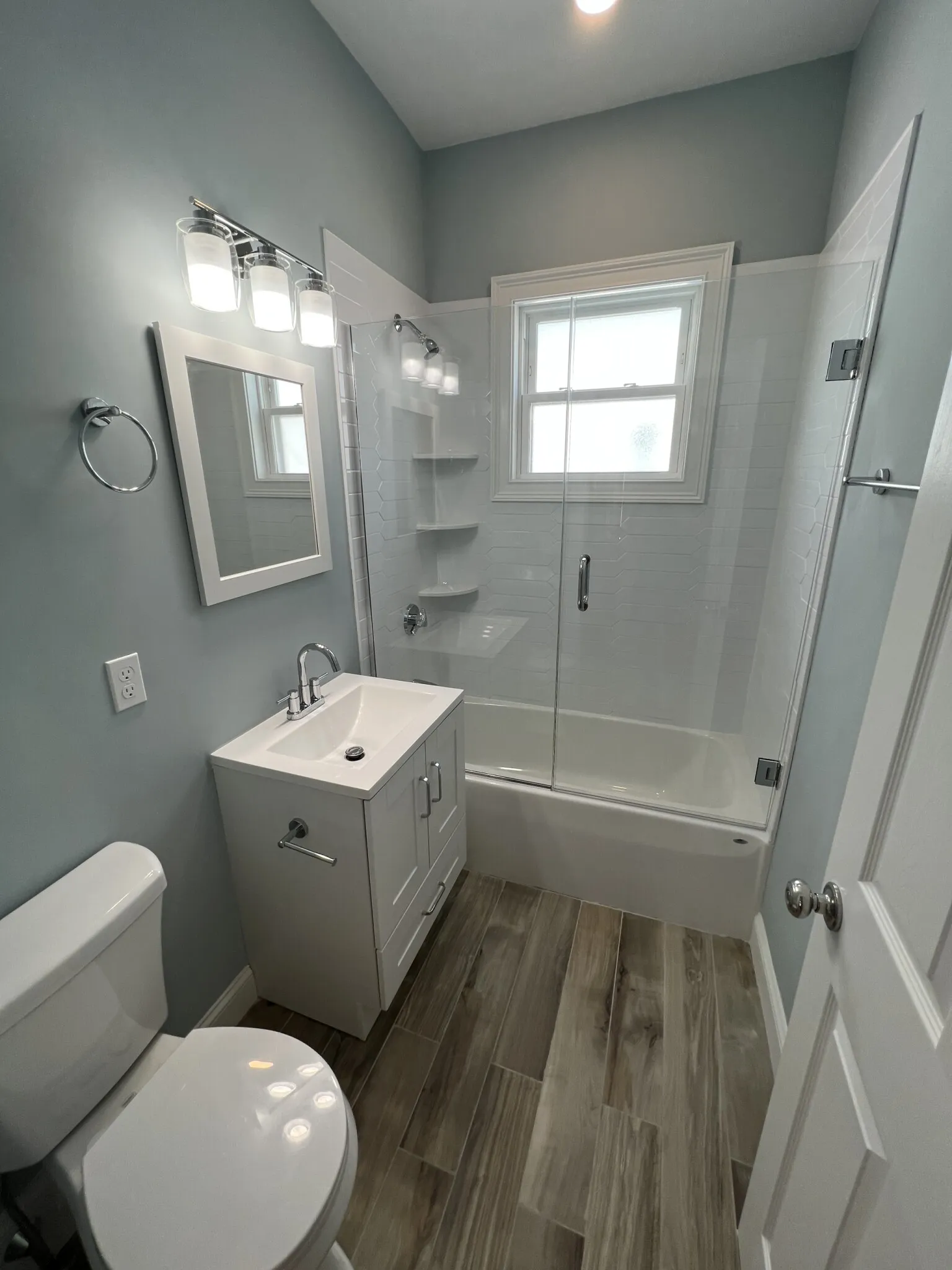 4 bed, 2 bath apartment for rent at 126 Cross St Unit 3, East Somerville — photo 25 of 32
