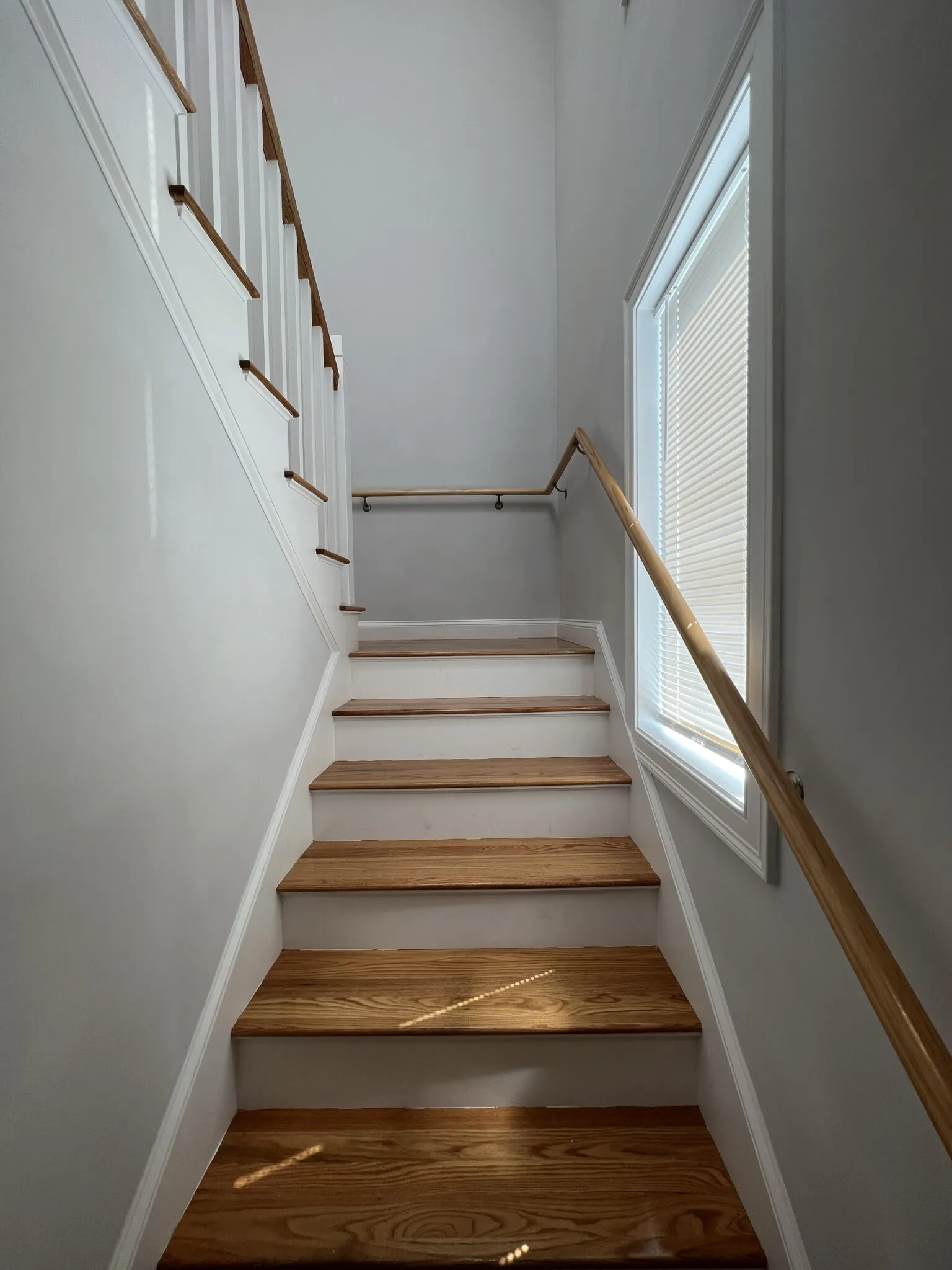 4 bed, 2 bath apartment for rent at 126 Cross St Unit 3, East Somerville — photo 2 of 32