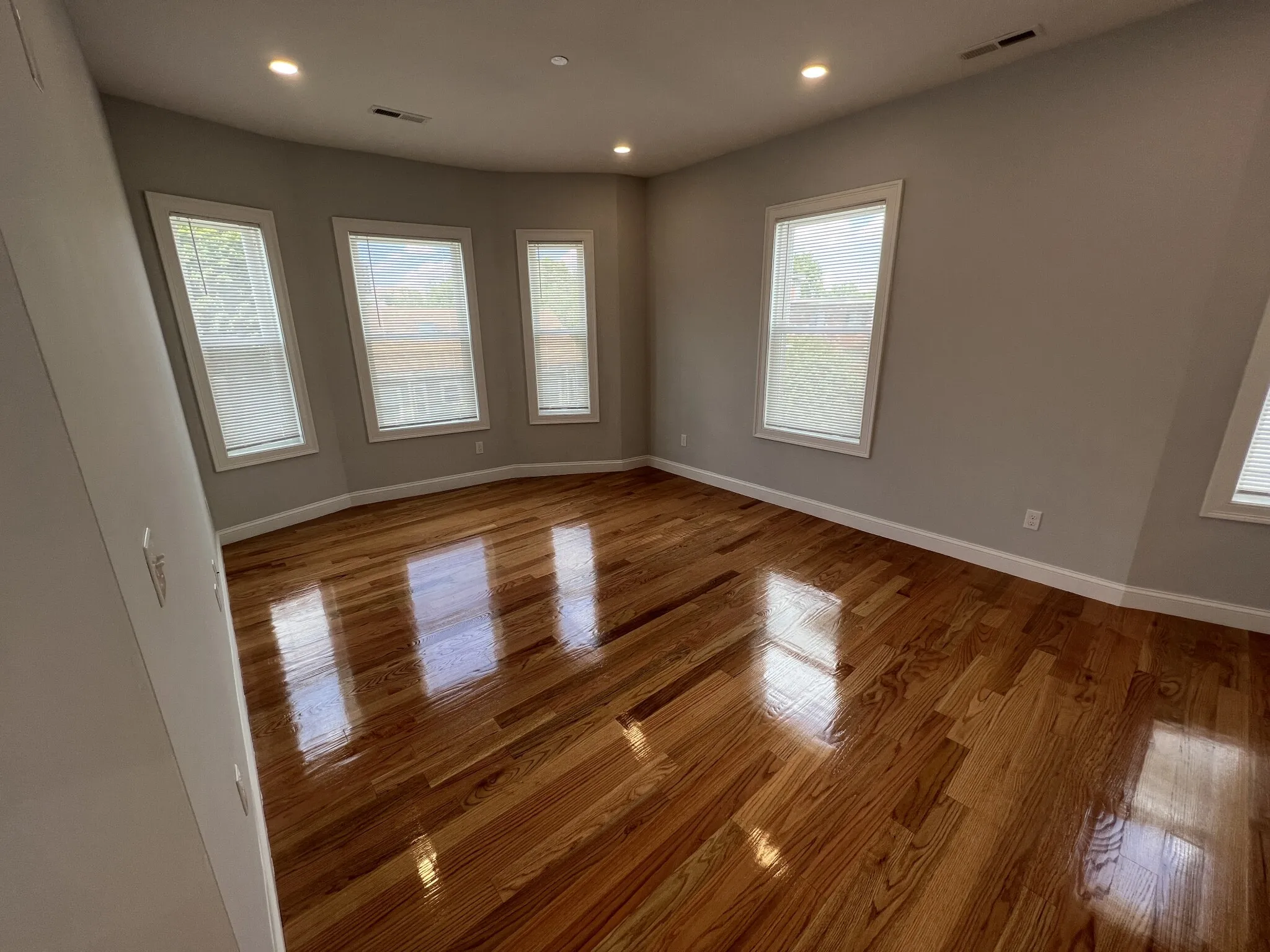 4 bed, 2 bath apartment for rent at 126 Cross St Unit 3, East Somerville — photo 9 of 32