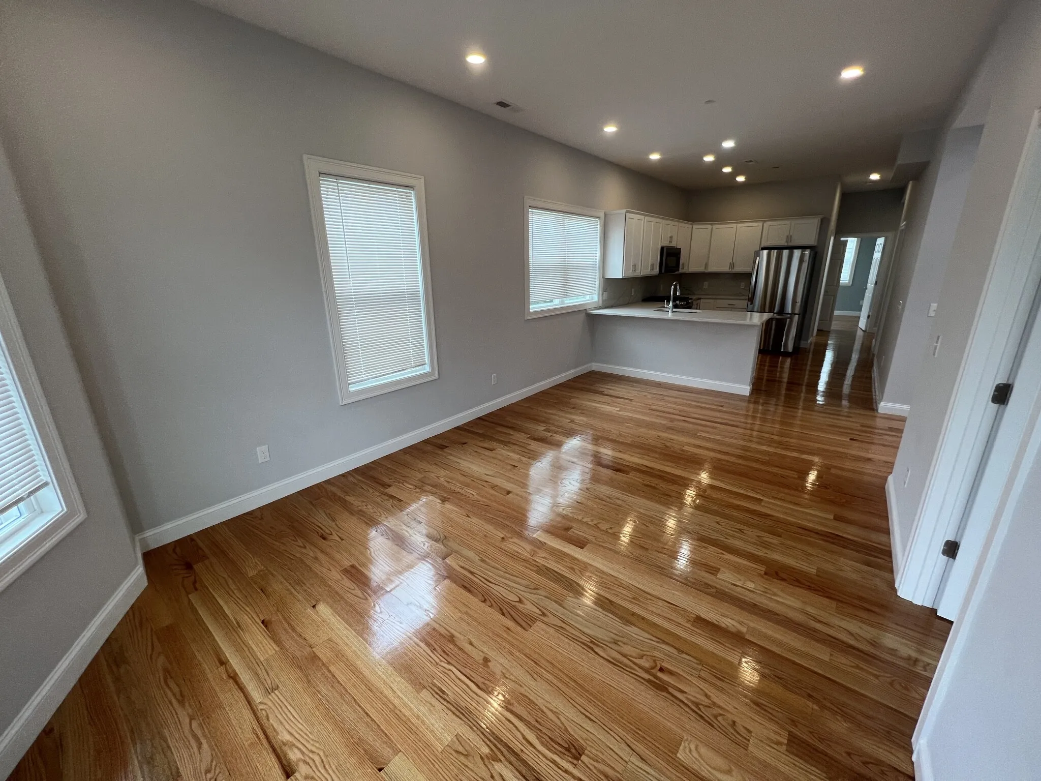 4 bed, 2 bath apartment for rent at 126 Cross St Unit 6, East Somerville — photo 11 of 25