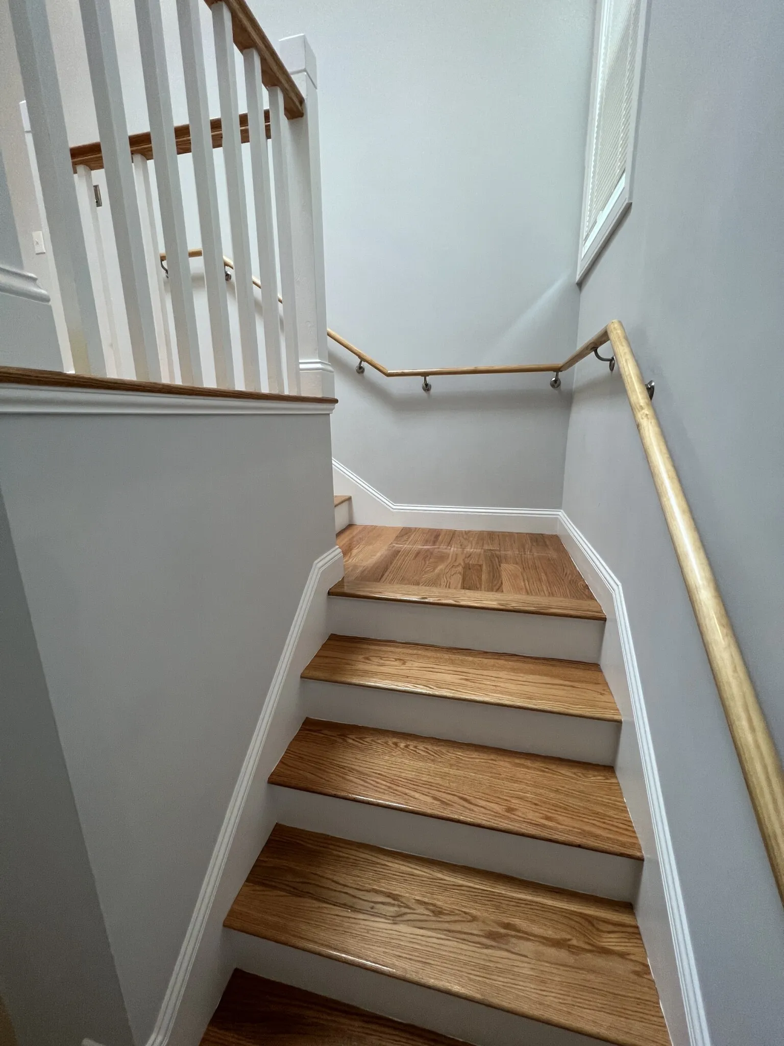 4 bed, 2 bath apartment for rent at 126 Cross St Unit 6, East Somerville