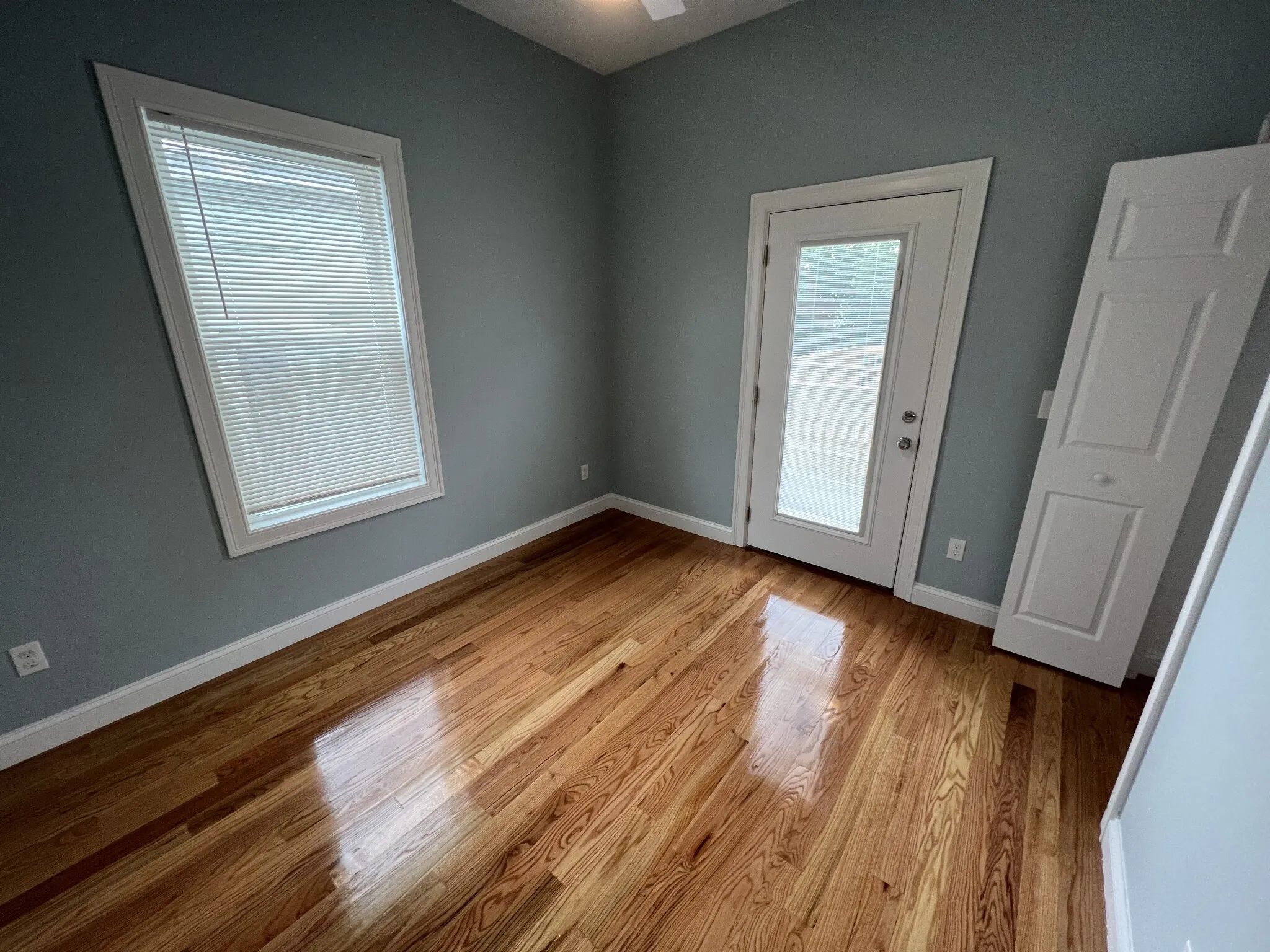 4 bed, 2 bath apartment for rent at 126 Cross St Unit 6, East Somerville — photo 19 of 25