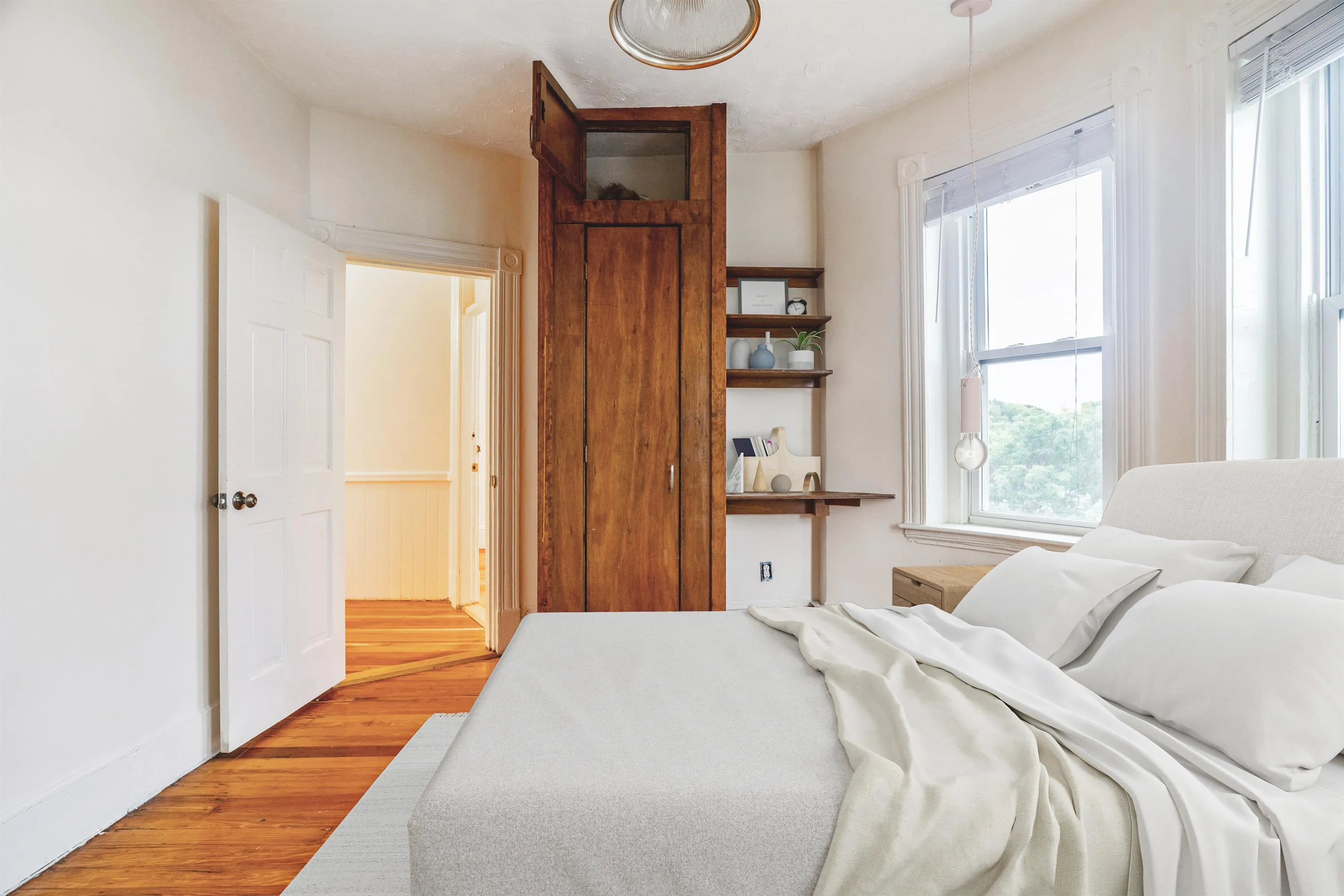 4 bed, 1 bath apartment for rent at 126 Day St Unit 2, Jamaica Plain — photo 6 of 11
