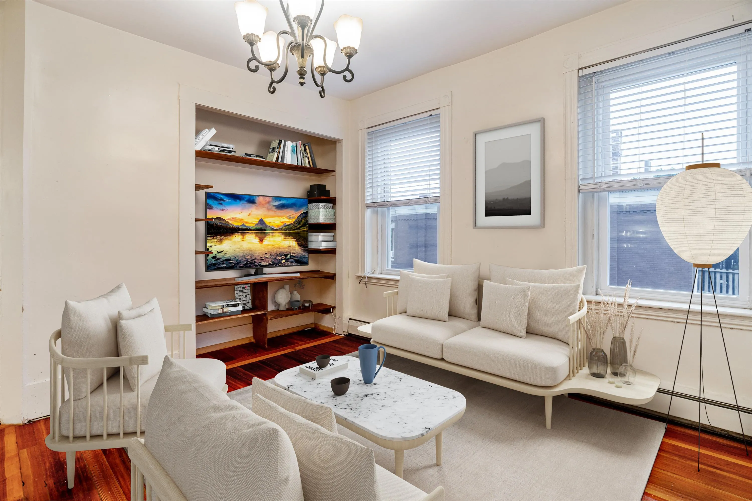 4 bed, 1 bath apartment for rent at 126 Day St Unit 2, Jamaica Plain — photo 3 of 11