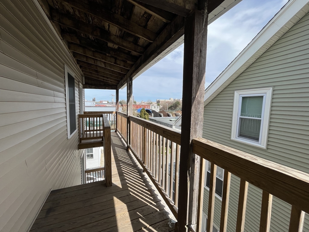 1 bed, 1 bath apartment for rent at 126 Felton St Unit 2, Waltham — photo 8 of 9