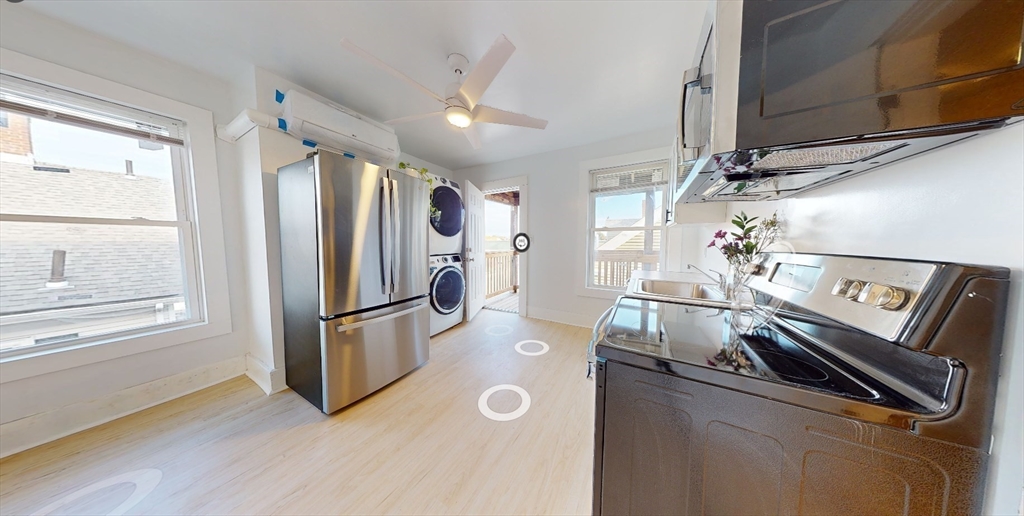 1 bed, 1 bath apartment for rent at 126 Felton St Unit 3, Waltham — photo 3 of 14
