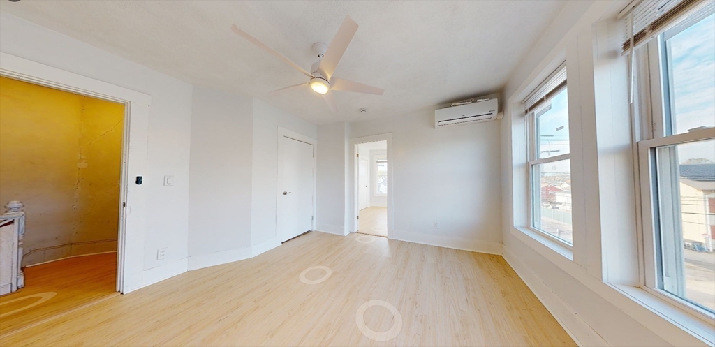 1 bed, 1 bath apartment for rent at 126 Felton St Unit 3, Waltham — photo 4 of 14