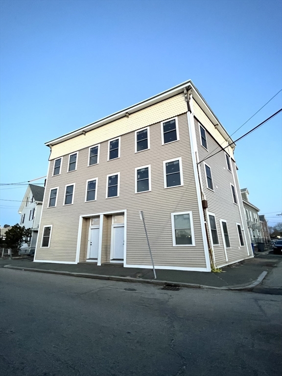 1 bed, 1 bath apartment for rent at 126 Felton St Unit 3, Waltham — photo 13 of 14