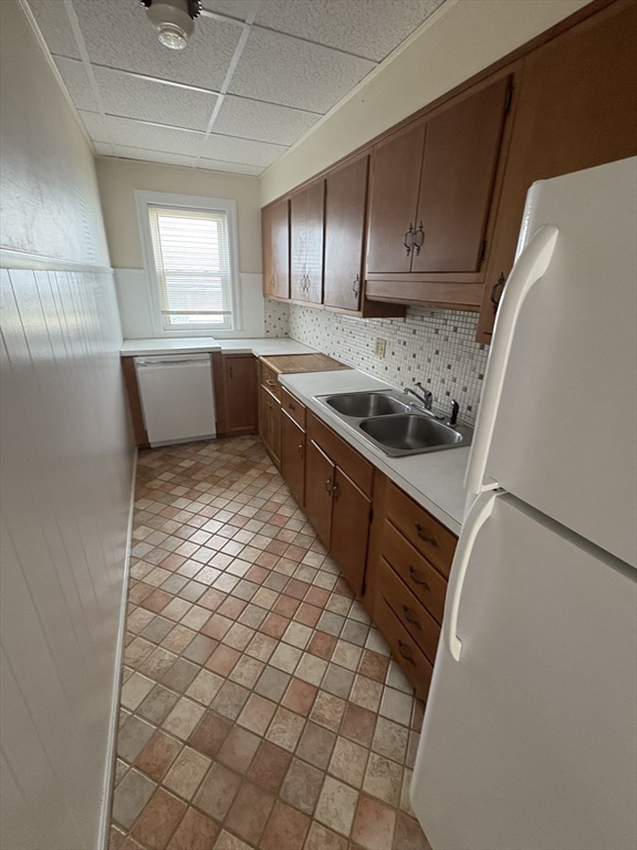 2 bed, 1 bath apartment for rent at 126 Ingleside Ave Unit 1, Worcester — photo 5 of 13