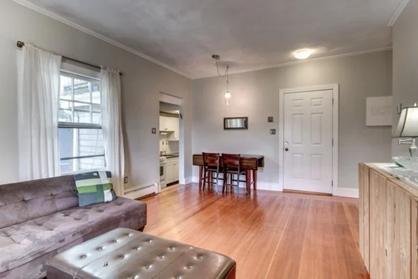 2 bed, 1 bath apartment for rent at 126 Kilsyth Rd Unit 4, Brighton — photo 6 of 18