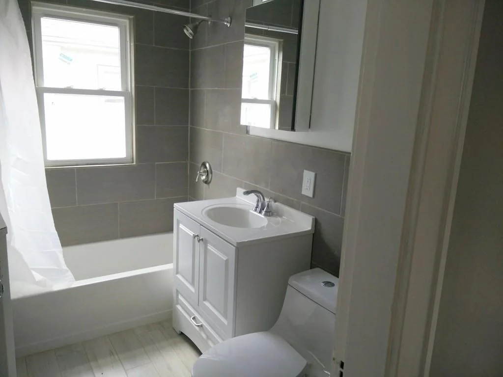 2 bed, 1 bath apartment for rent at 126 Lake St Unit 2, East Arlington — photo 15 of 24