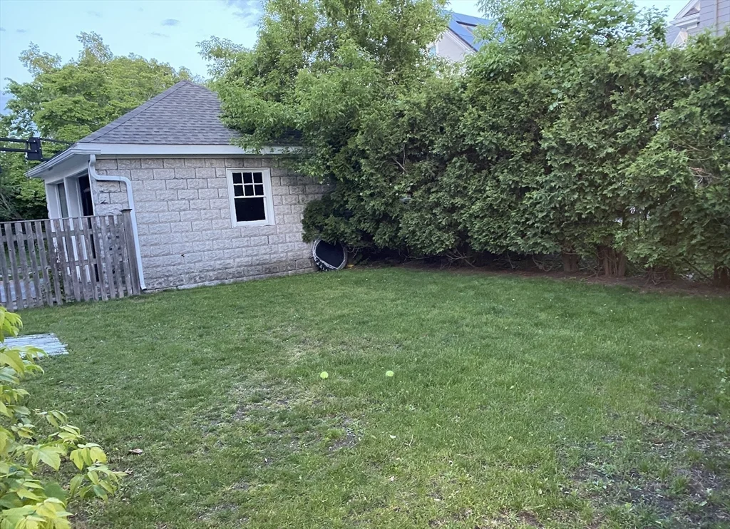 2 bed, 1 bath apartment for rent at 126 Lake St Unit 2, East Arlington — photo 20 of 24