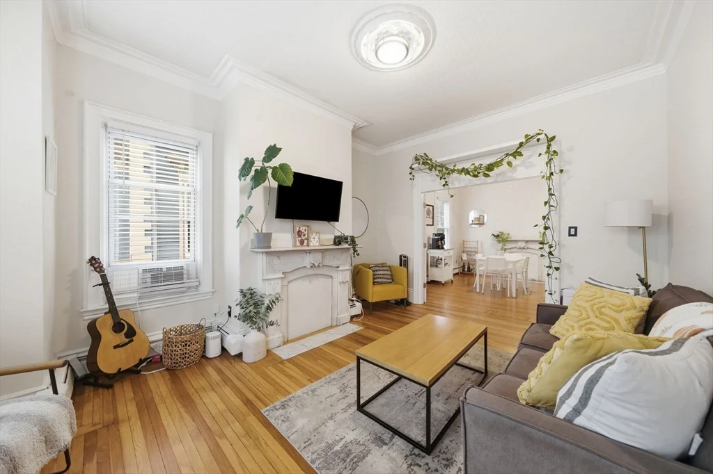 1 bed, 1 bath apartment for rent at 126 Lexington St Unit 2, East Boston — photo 6 of 21