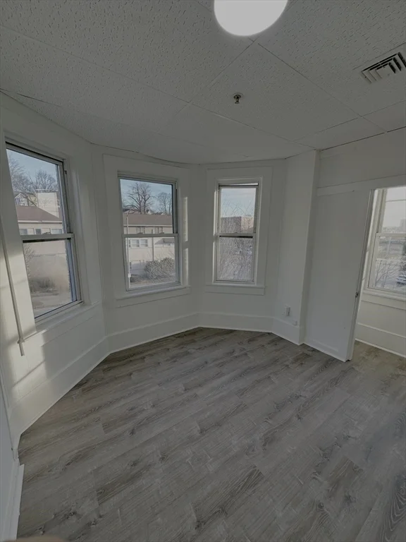 2 bed, 1 bath apartment for rent at 126 Lincoln St Unit 2L, Worcester — photo 4 of 7
