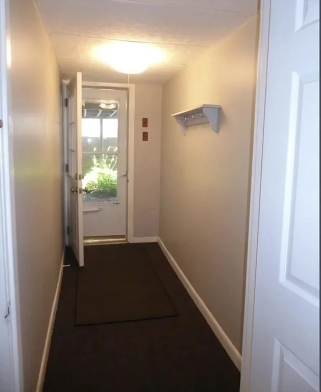 1 bed, 1 bath apartment for rent at 126 Lowell St Unit R, Peabody — photo 14 of 16