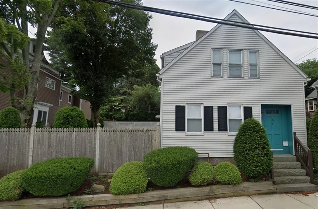1 bed, 1 bath apartment for rent at 126 Lowell St Unit R, Peabody — photo 1 of 16