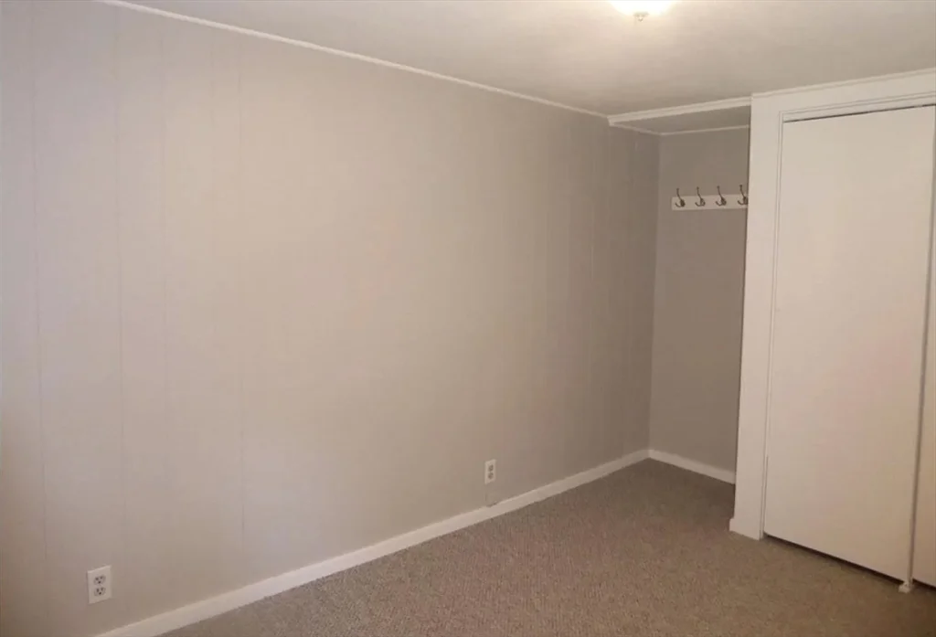 1 bed, 1 bath apartment for rent at 126 Lowell St Unit R, Peabody — photo 6 of 16