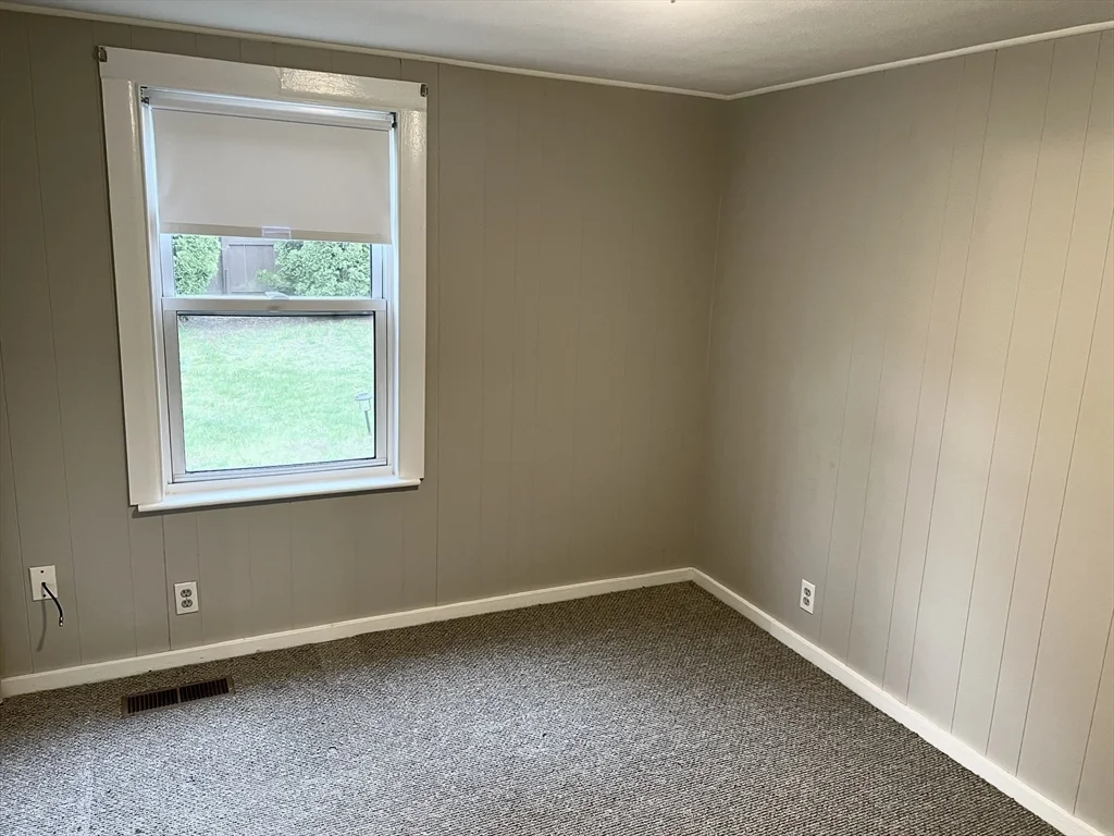 1 bed, 1 bath apartment for rent at 126 Lowell St Unit R, Peabody — photo 4 of 16