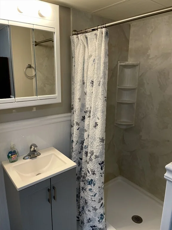 1 bed, 1 bath apartment for rent at 126 Lowell St Unit R, Peabody — photo 7 of 16