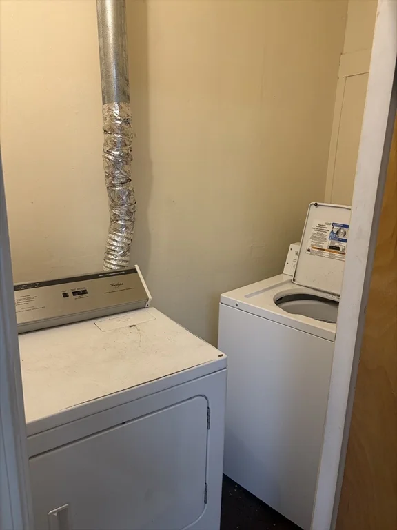 1 bed, 1 bath apartment for rent at 126 Main St Unit 2, Quincy — photo 11 of 14