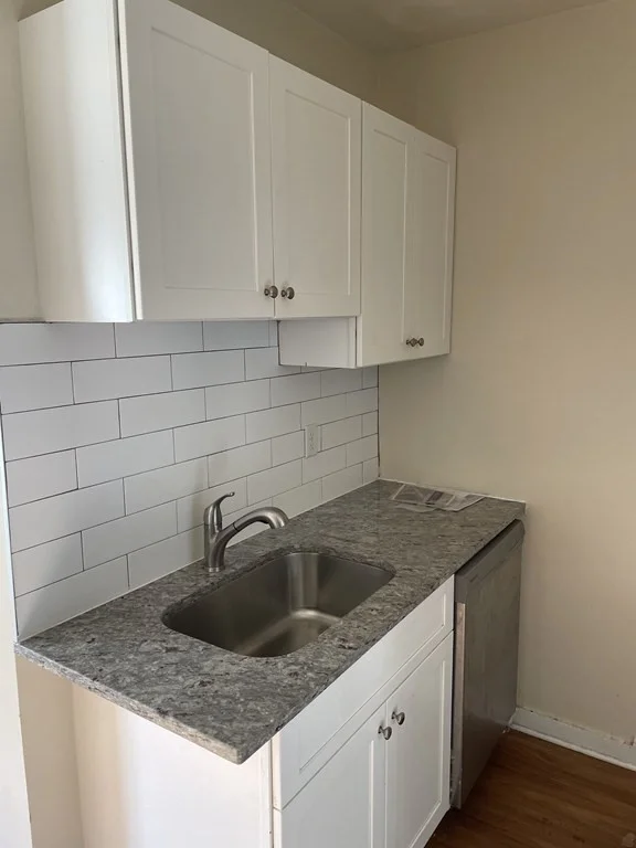2 bed, 1 bath apartment for rent at 126 Main St Unit 4, Quincy — photo 2 of 6