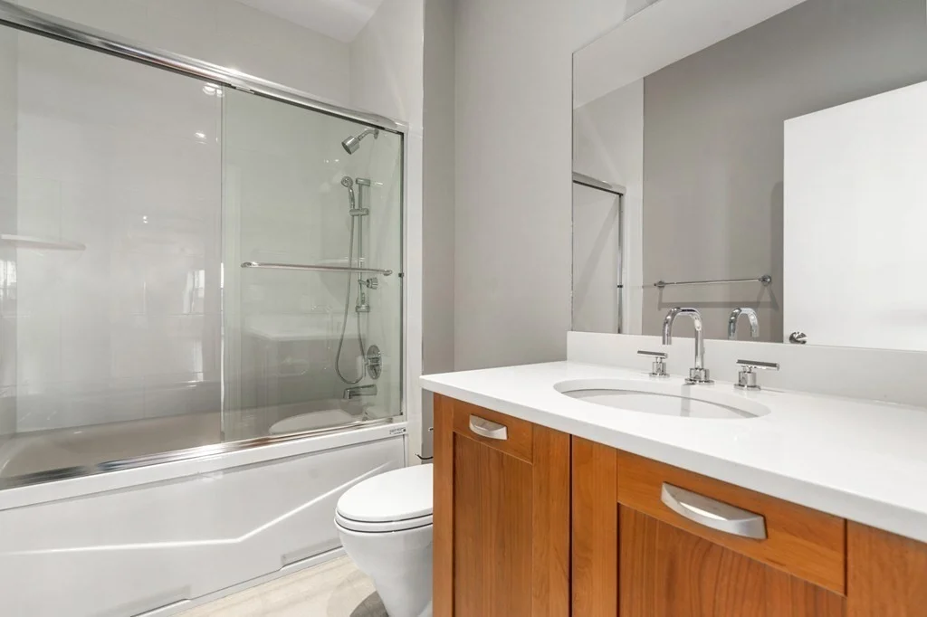 2 bed, 2 bath apartment for rent at 126 N Washington Unit 4, North End — photo 10 of 12