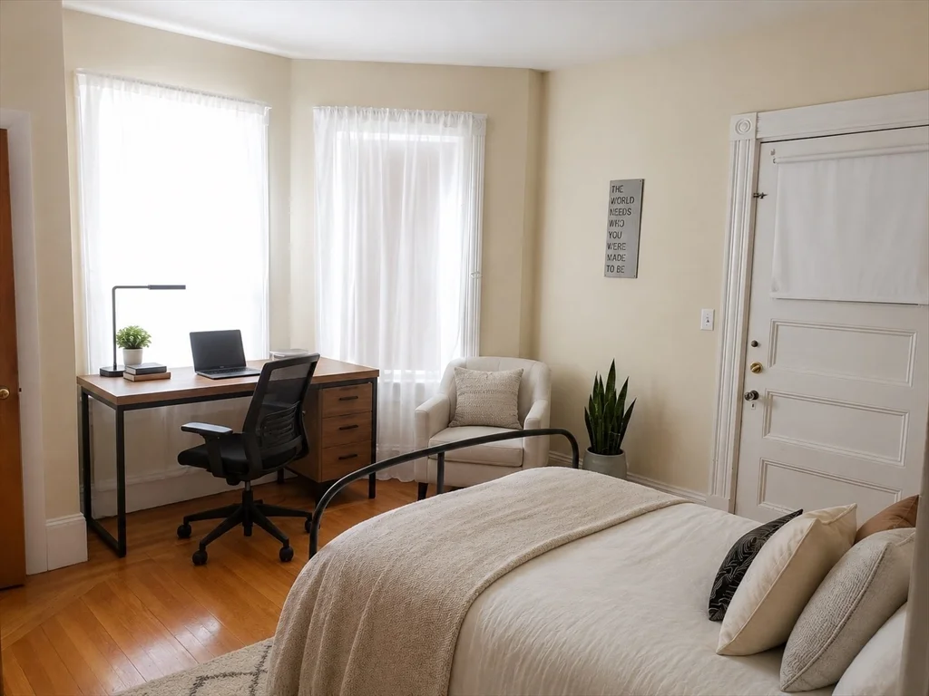 3 bed, 1 bath apartment for rent at 126 Palfrey Unit 126, Watertown — photo 3 of 9