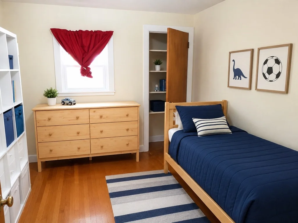 3 bed, 1 bath apartment for rent at 126 Palfrey Unit 126, Watertown — photo 6 of 9