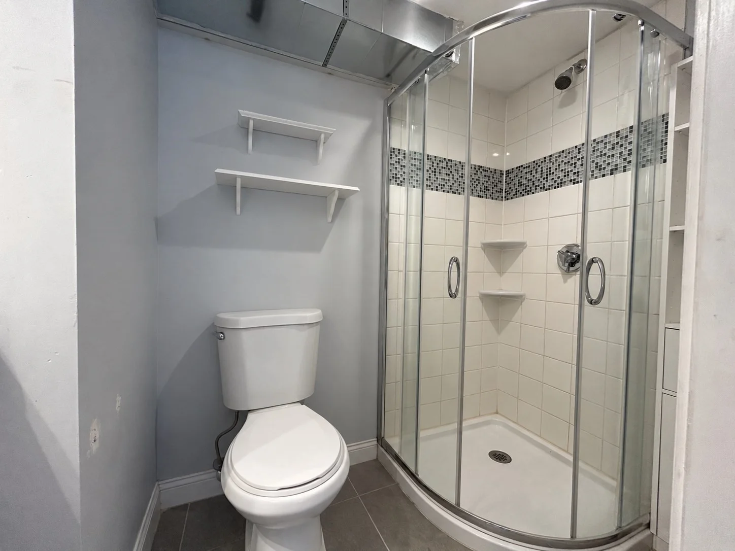 4 bed, 2 bath apartment for rent at 126 Pine Hill Cir, Waltham — photo 19 of 28