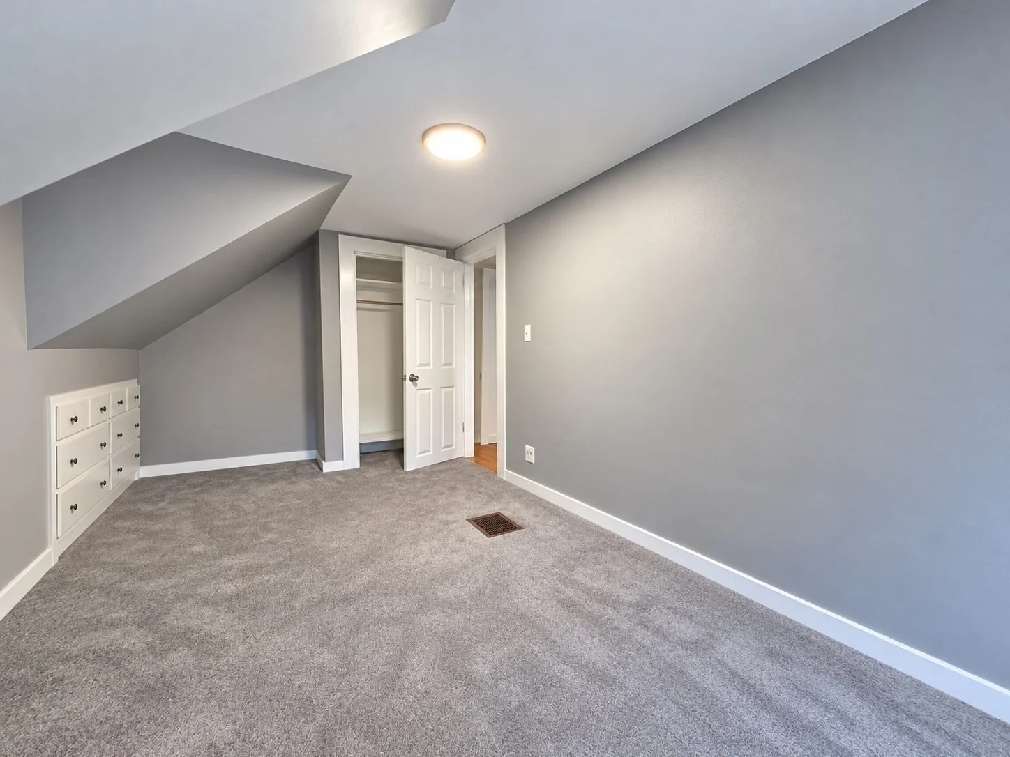 4 bed, 2 bath apartment for rent at 126 Pine Hill Cir, Waltham — photo 13 of 28