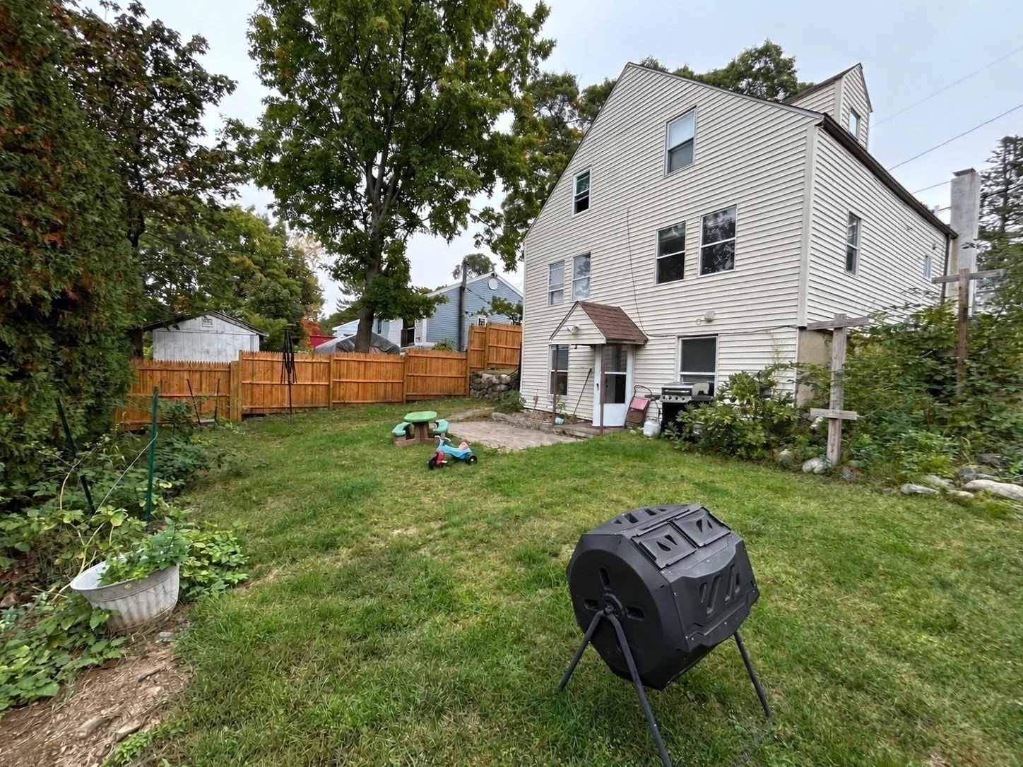 4 bed, 2 bath apartment for rent at 126 Pine Hill Cir, Waltham — photo 28 of 28