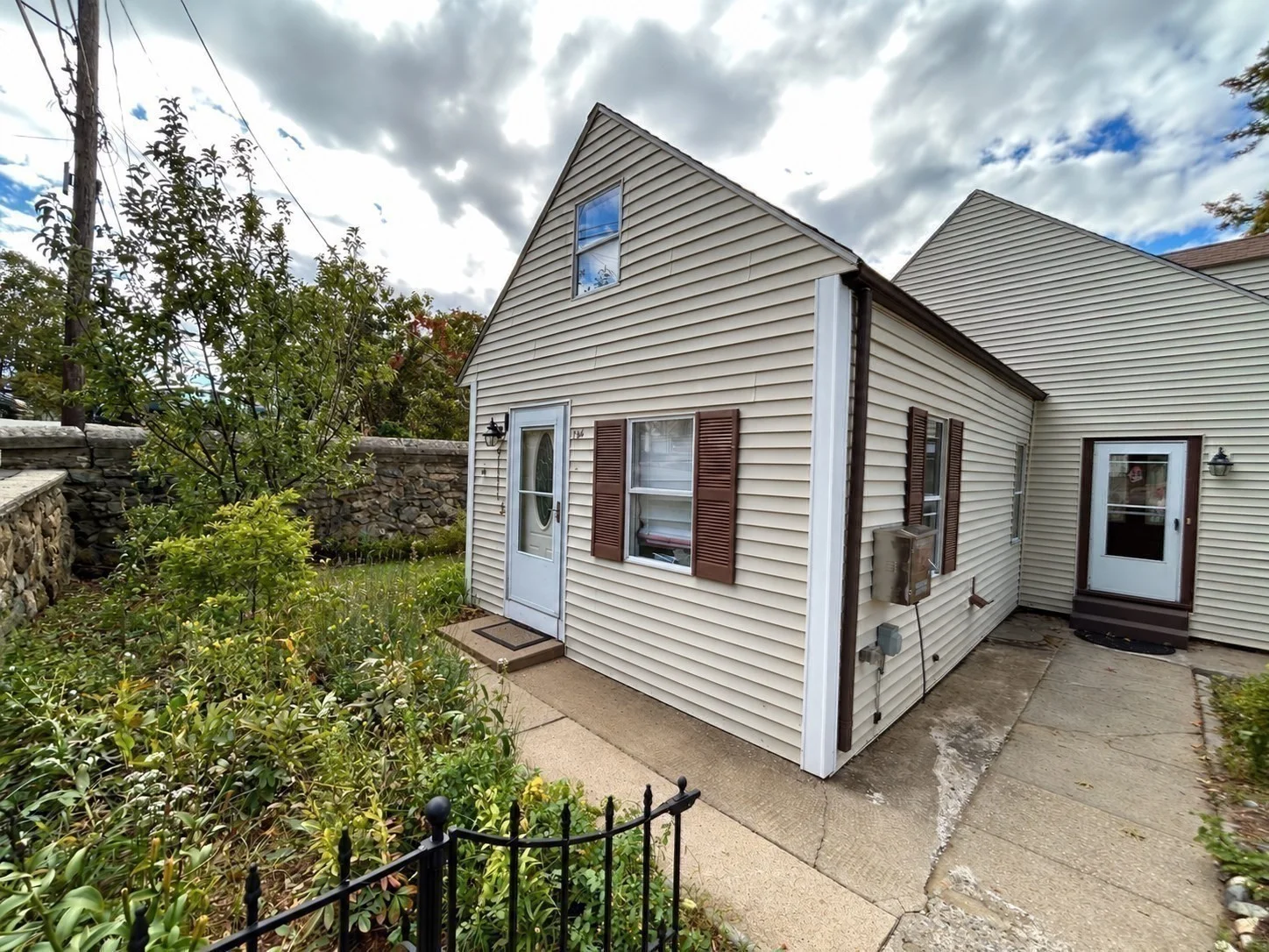 4 bed, 2 bath apartment for rent at 126 Pine Hill Cir, Waltham — photo 26 of 28