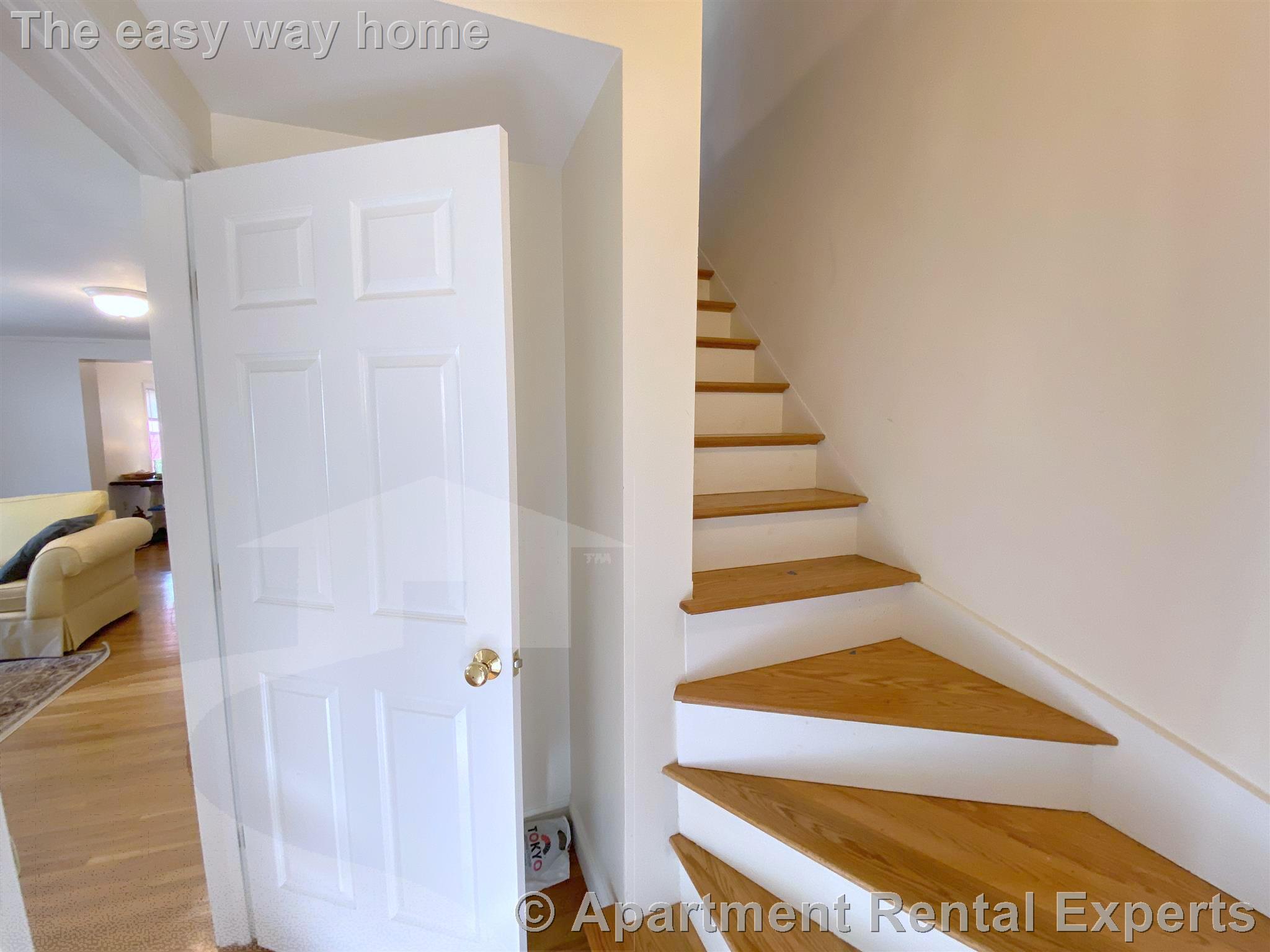 2 bed, 2 bath apartment for rent at 126 Pine St Unit 2, Central Square — photo 6 of 20