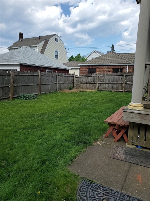 2 bed, 1 bath apartment for rent at 126 Russell St Unit 2, North Quincy — photo 11 of 11