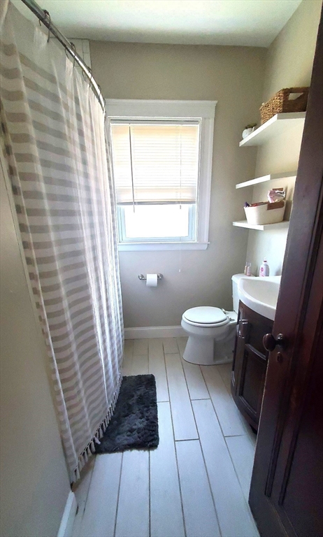 2 bed, 1 bath apartment for rent at 126 Russell St Unit 2, North Quincy — photo 9 of 11