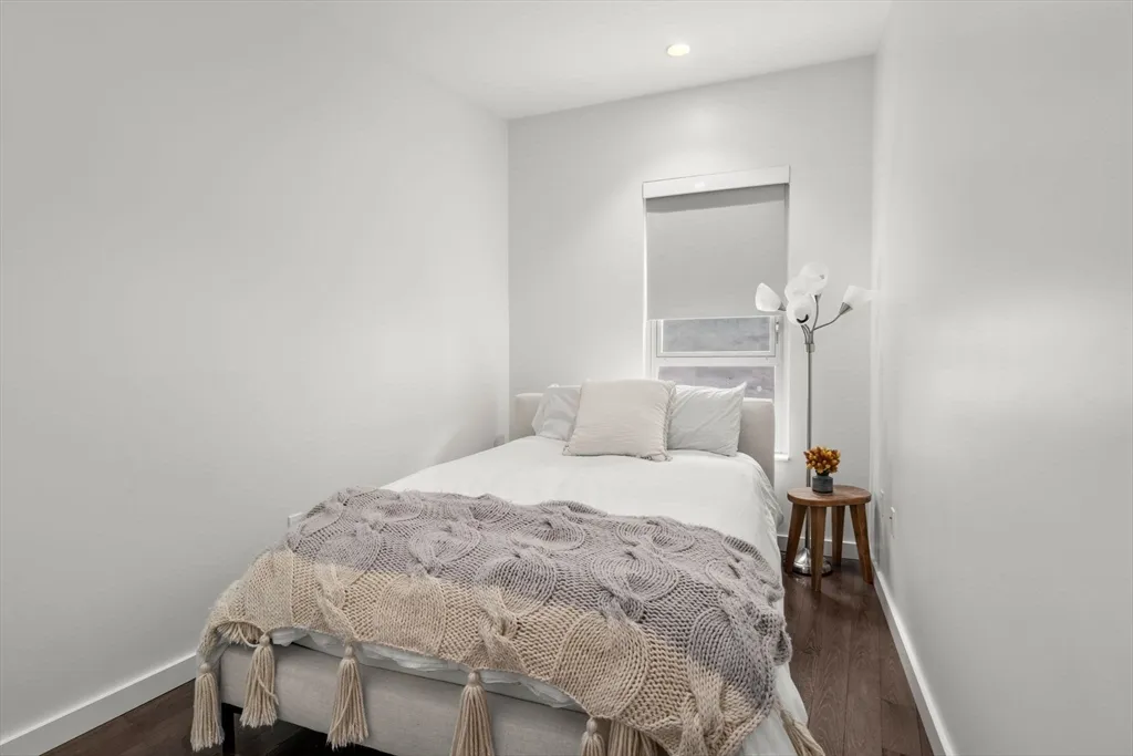 2 bed, 1 bath apartment for rent at 126 Salem Unit 3, North End — photo 8 of 18