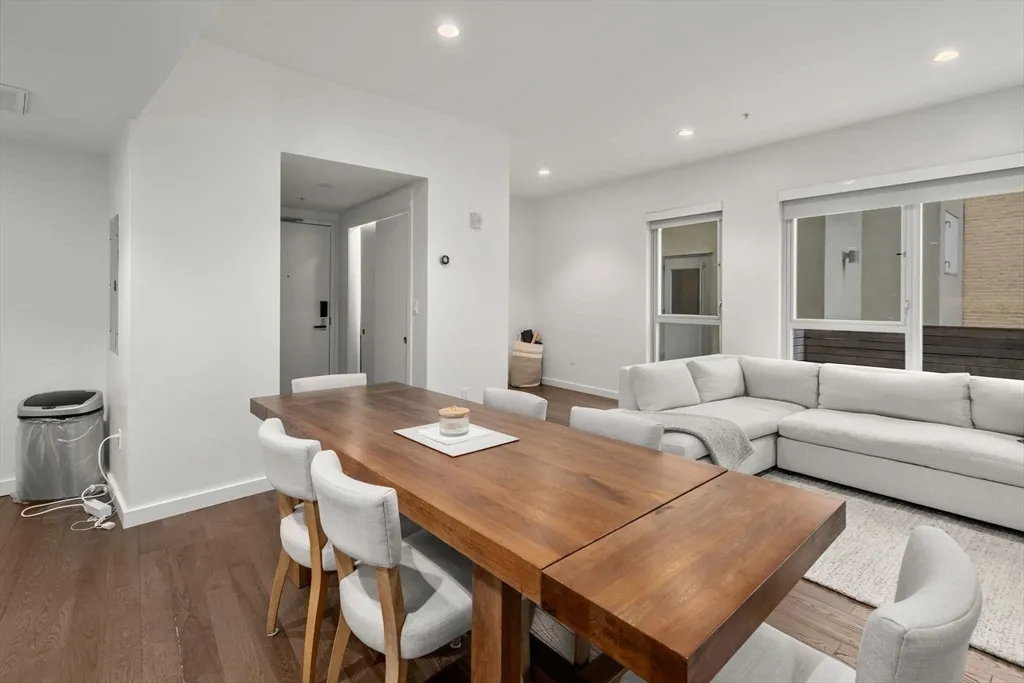 2 bed, 1 bath apartment for rent at 126 Salem Unit 3, North End — photo 13 of 18