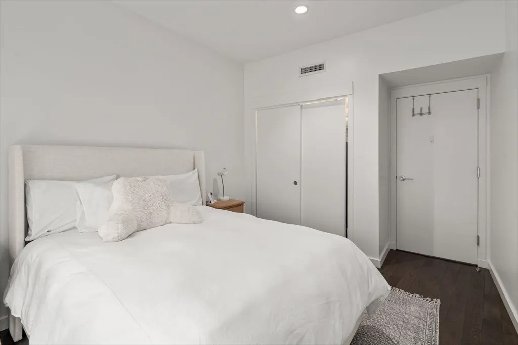 2 bed, 1 bath apartment for rent at 126 Salem Unit 3, North End — photo 7 of 18