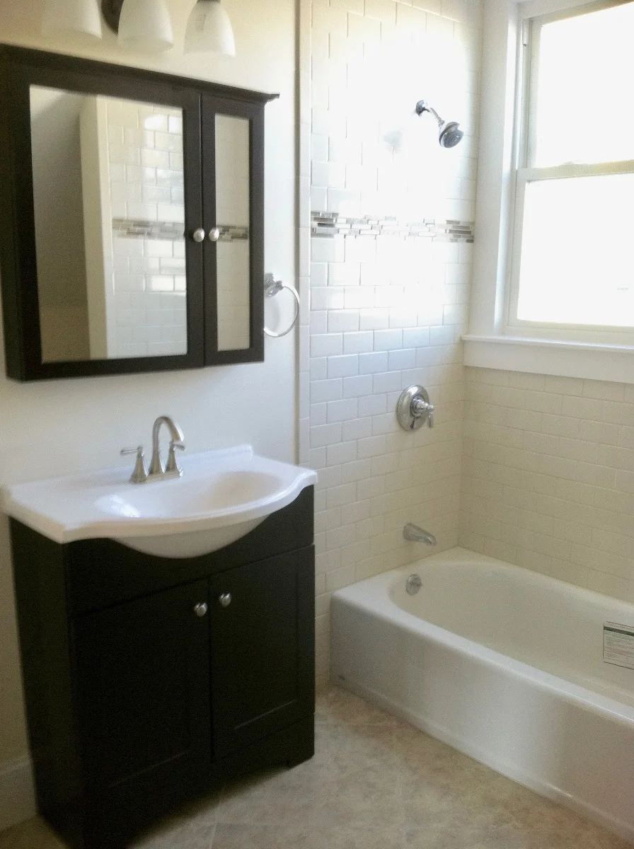 3 bed, 1 bath apartment for rent at 126 Saratoga St Unit 1, East Boston — photo 6 of 9