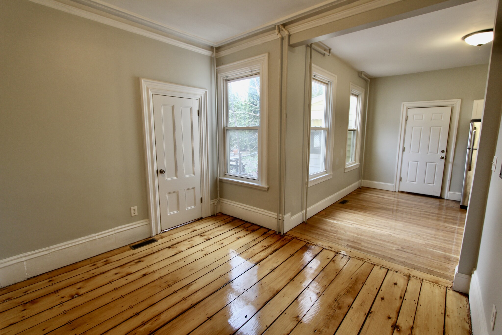 3 bed, 1 bath apartment for rent at 126 Saratoga St Unit 1F, East Boston